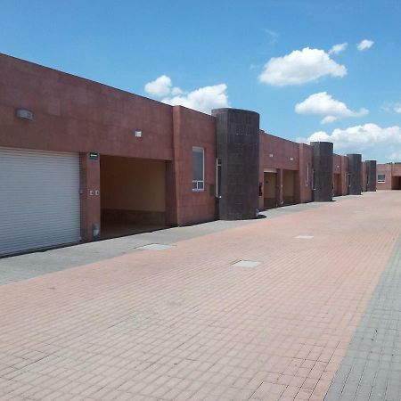 Motel Paraiso Suites Querétaro Exterior foto